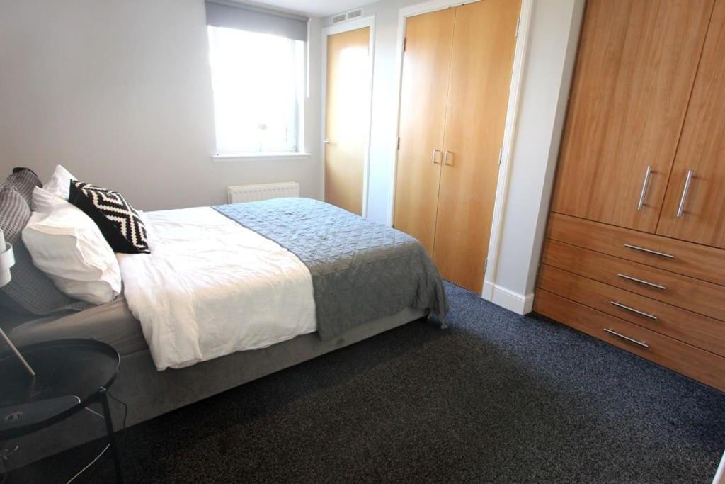 Spacious 2 Bed, 2 Bath Apartment -The Shore, Leith Εδιμβούργο Εξωτερικό φωτογραφία