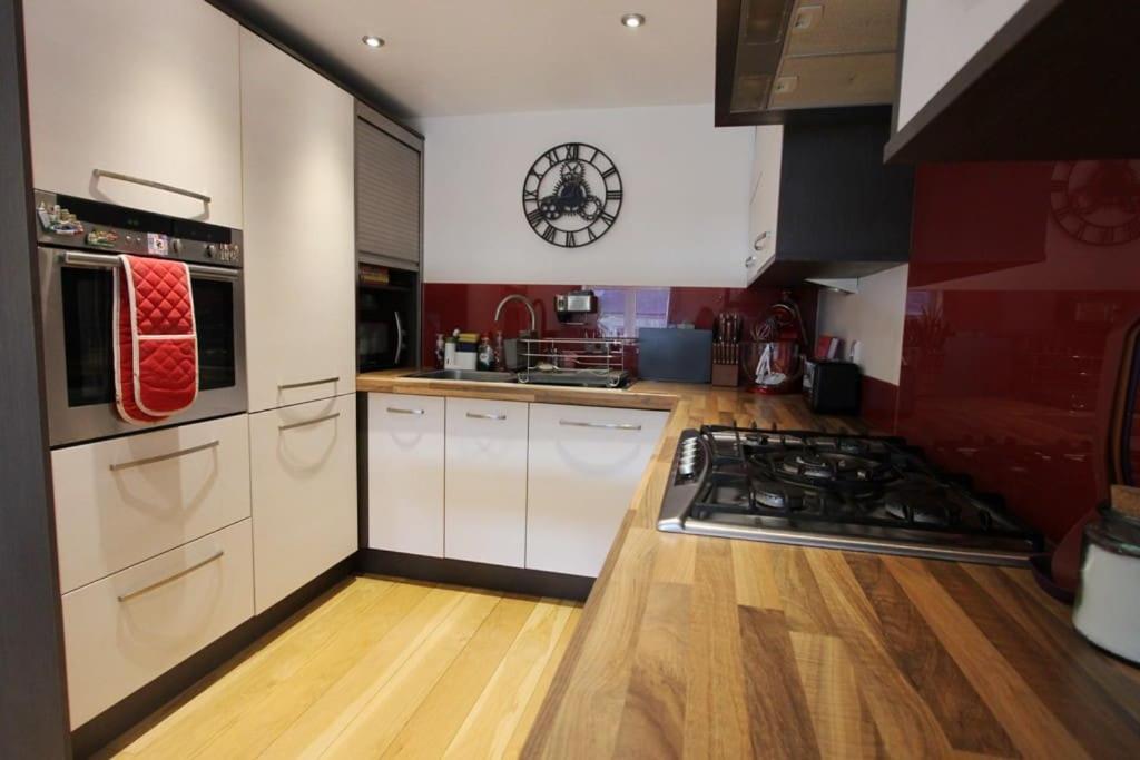 Spacious 2 Bed, 2 Bath Apartment -The Shore, Leith Εδιμβούργο Εξωτερικό φωτογραφία