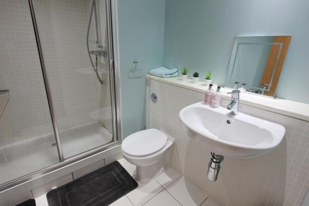 Spacious 2 Bed, 2 Bath Apartment -The Shore, Leith Εδιμβούργο Εξωτερικό φωτογραφία
